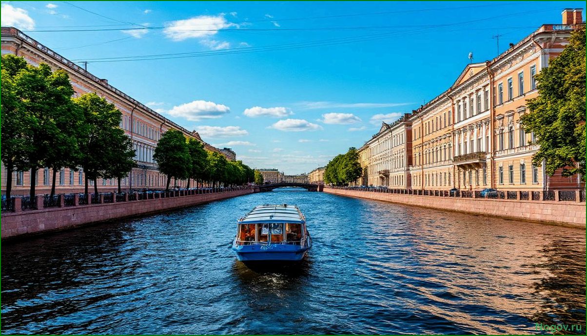 Водные прогулки и экскурсии по Петербургу